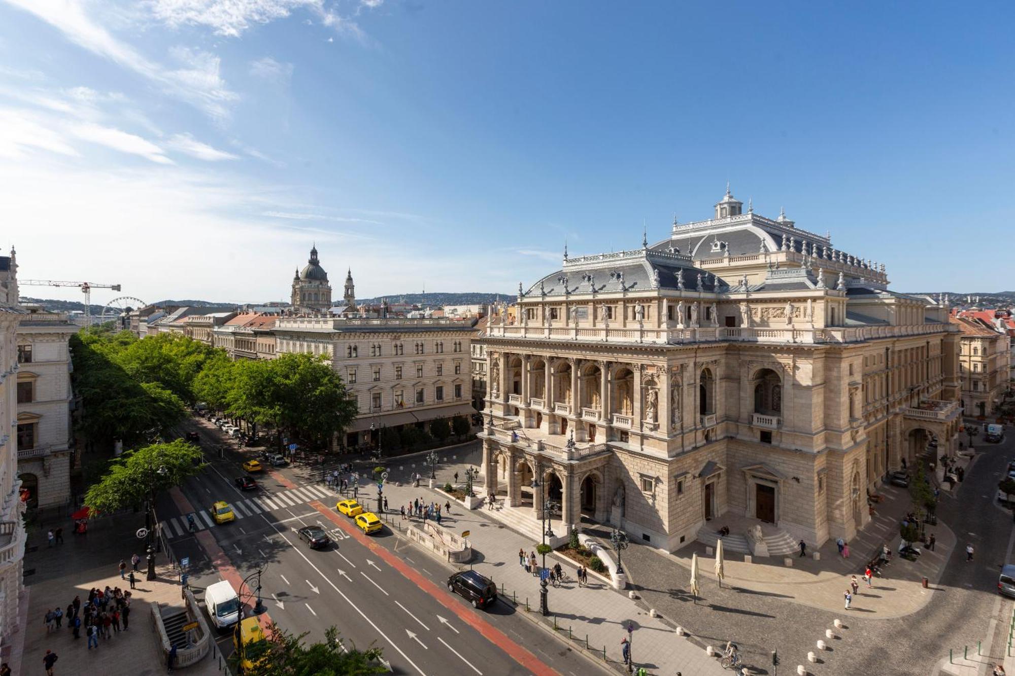 Graceful & Cozy Dream Home Next To The Opera House ブダペスト エクステリア 写真